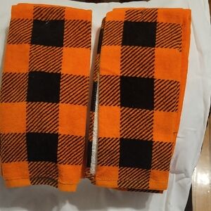 (2) Sets of Kitchen Towels, Orange and Black By Hyde and Eek 15X25" Each
